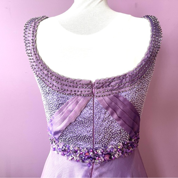 Gorgeous purple sleeveless maxi gown with beads and rhinestones - Picture 6 of 11